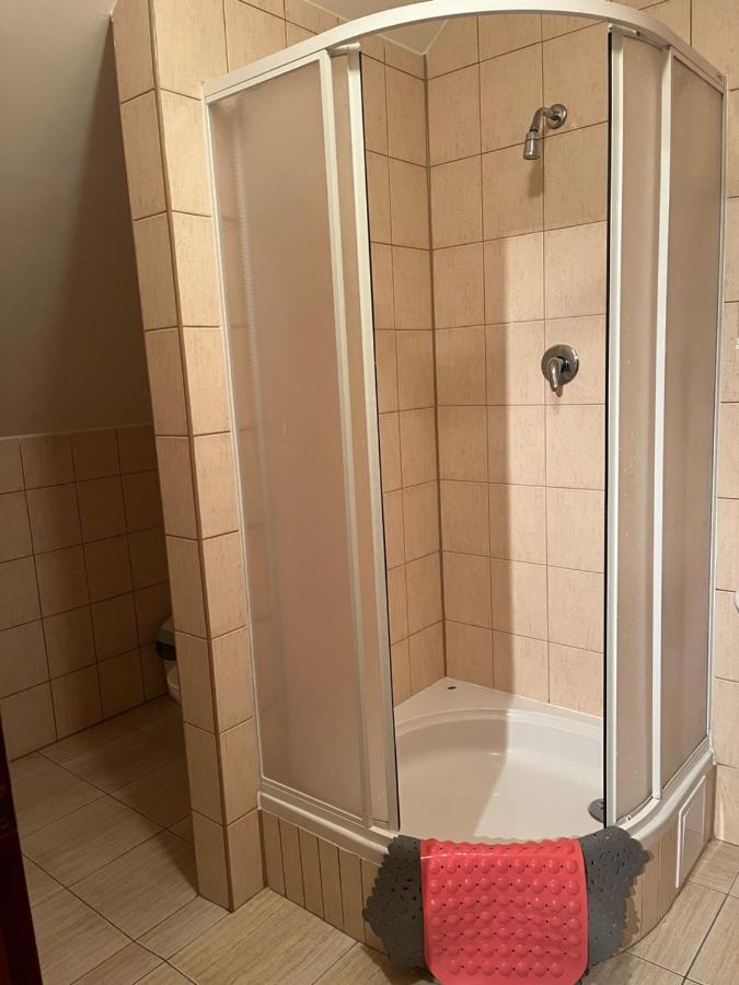 רוז'ומברוק Penzion Serafin מראה חיצוני תמונה